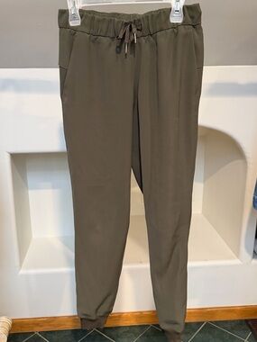 lululemon On the Fly Joggers